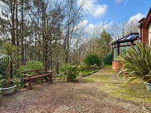 Photo 14- click for photo gallery